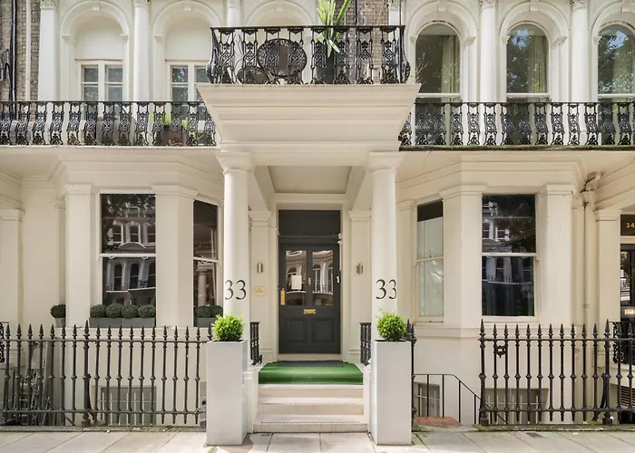 The Beaufort Hotel London